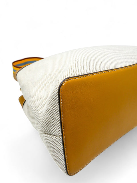 Bolso "Robinson Canvas Triple-Compartment Tote"