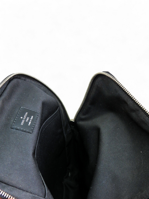 Morral "Avenue Sling Bag"