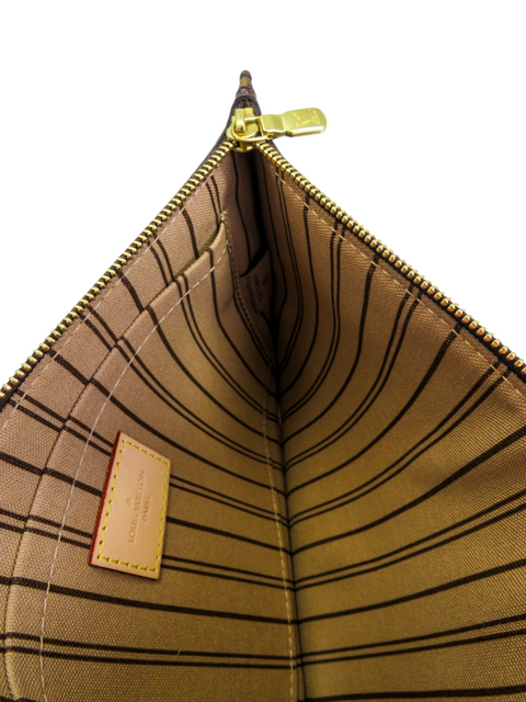 Bolso "Pochette Neverfull"
