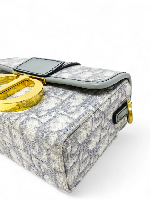 Bolso "Oblique 30 Montaigne Box Bag"