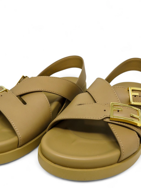Sandalias "Fendi Feel"