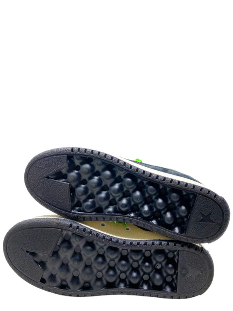 Tenis  "Yeah"