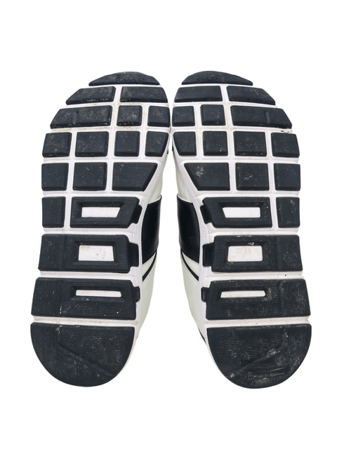 Tenis "Interlocking G Logo Leather Sneakers"