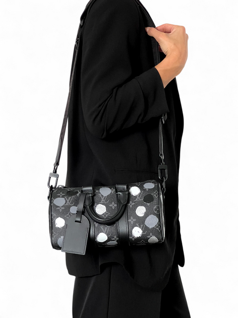 Bolso "Louis Vuitton x Yayoi Kusama Keepall Bandoulière 25"