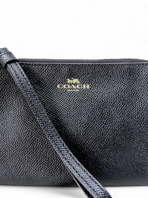 Clutch "Corner Zip Wristlet"