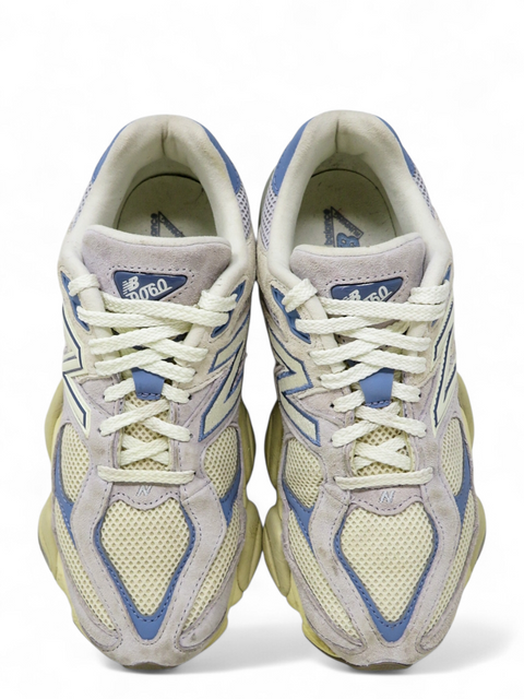 Tenis "9060"