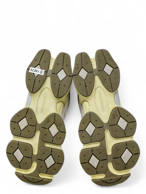 Tenis "9060"