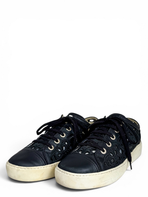 Tenis Negros