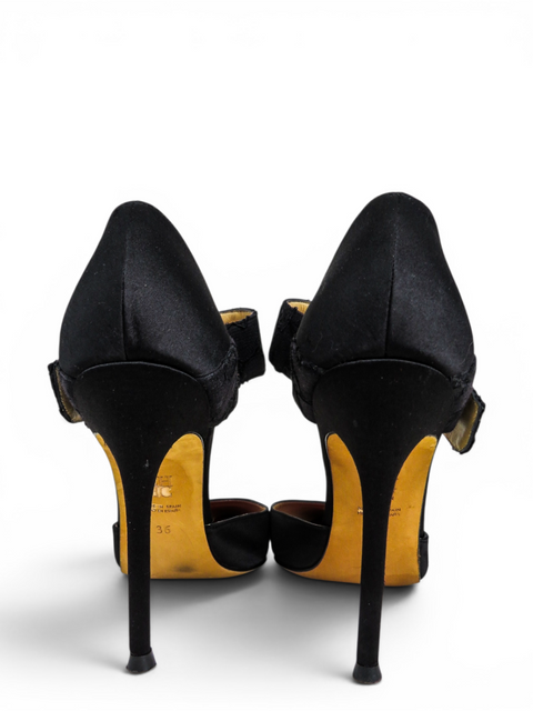 Tacones Negros