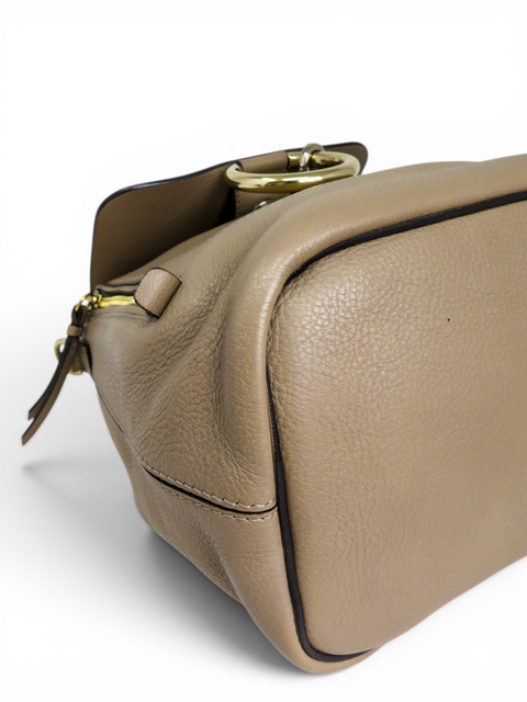 Morral "Faye Backpack"