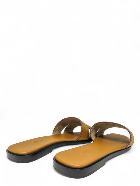 Sandalias "Idioma"