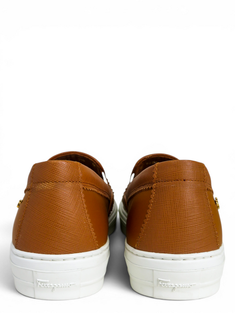 Slip-On Cafés