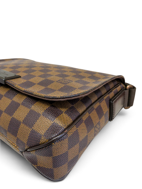 Bolso "Damier Ebene Brooklyn PM"
