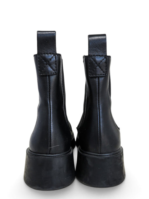 Botas Negras