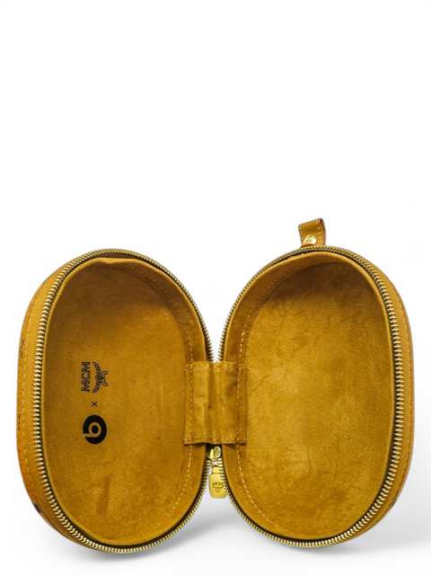 Estuche "Beats x MCM"