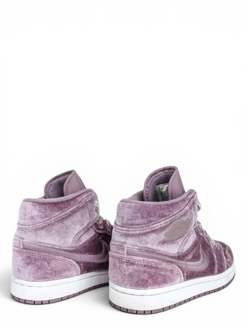 Tenis "Air Jordan 1 Mid SE"