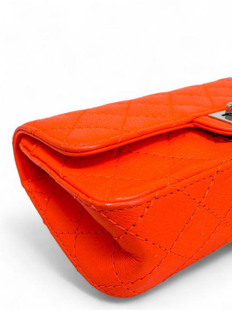 Riñonera "Goatskin Quilted 2.55 Reissue Flap Belt Bag Fluorescent"