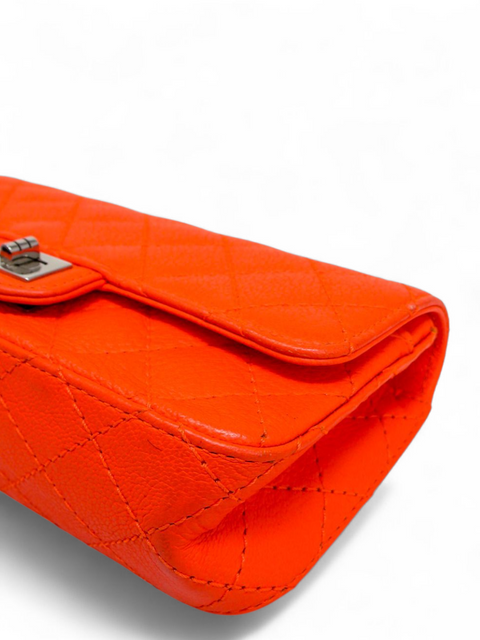 Riñonera "Goatskin Quilted 2.55 Reissue Flap Belt Bag Fluorescent"