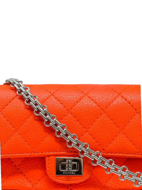 Riñonera "Goatskin Quilted 2.55 Reissue Flap Belt Bag Fluorescent"