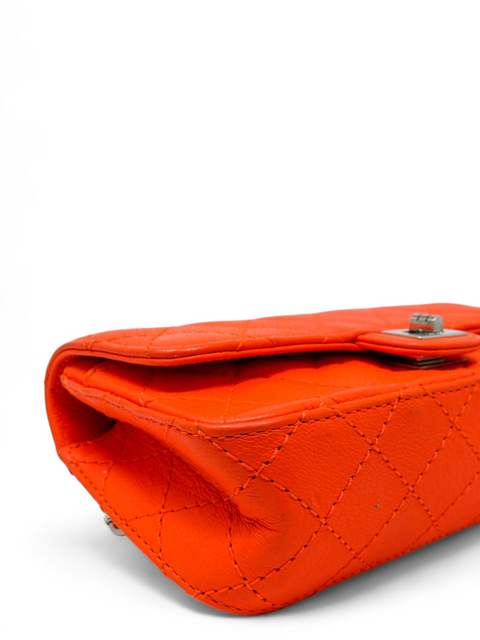 Riñonera "Goatskin Quilted 2.55 Reissue Flap Belt Bag Fluorescent"