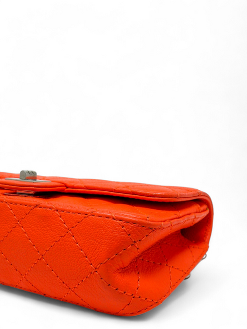 Riñonera "Goatskin Quilted 2.55 Reissue Flap Belt Bag Fluorescent"