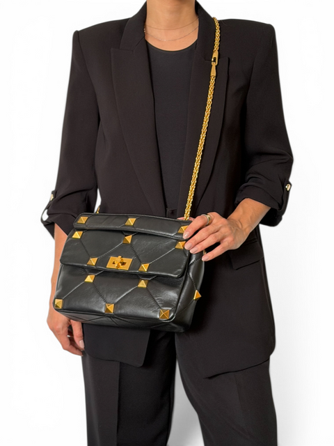Bolso "Roman Stud Shoulder Bag"