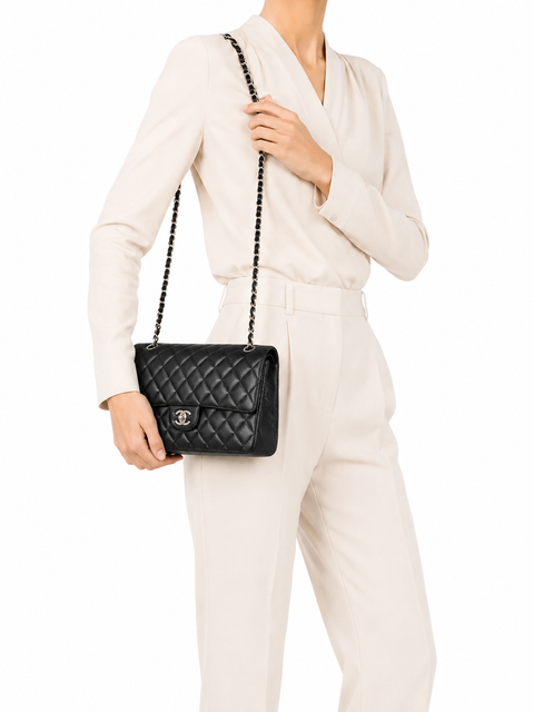 Bolso "Lambskin Quilted Medium Double Flap Black"