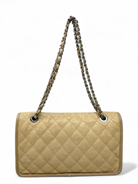 Bolso "Caviar Quilted Medium French Riviera Flap"