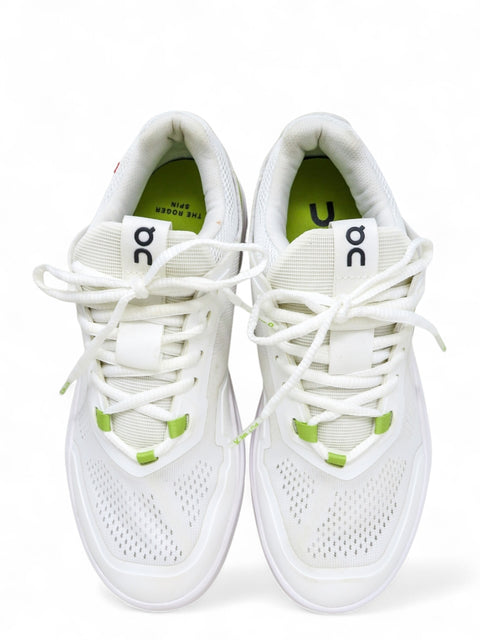 Tenis "On The Roger Spin"