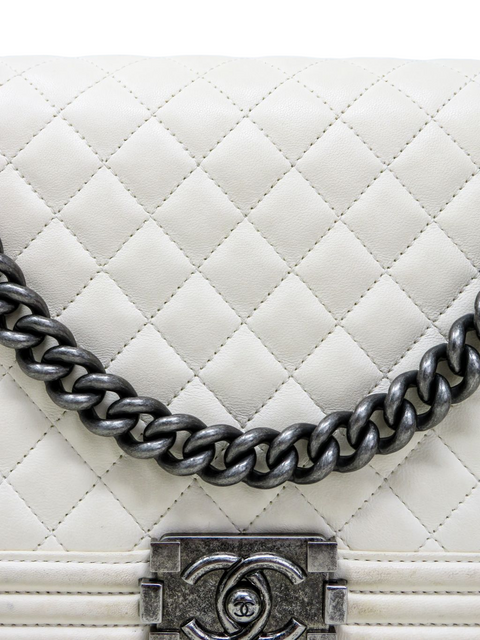 Bolso "Lambskin Quilted Medium Boy Flap"