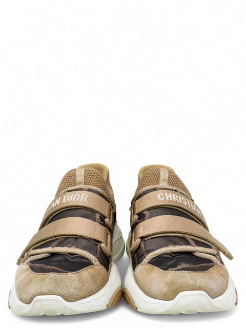 Tenis "D-Wander Sneakers"