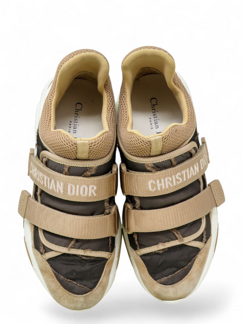Tenis "D-Wander Sneakers"