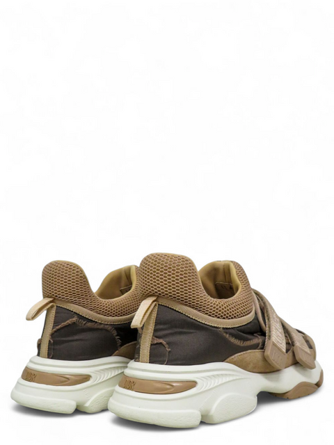 Tenis "D-Wander Sneakers"