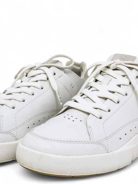 Tenis "On The Roger Centre Court"