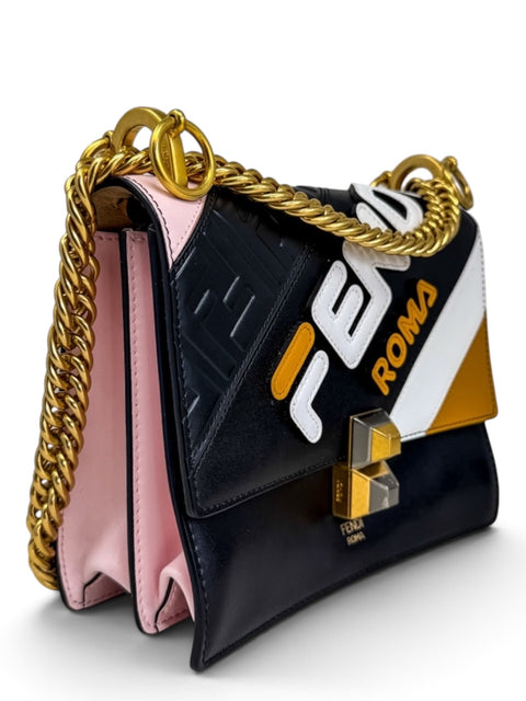 Bolso "Fendi x FILA Mania Kan I Small"