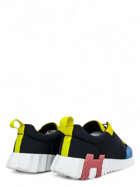 Tenis "Bouncing Sneakers"