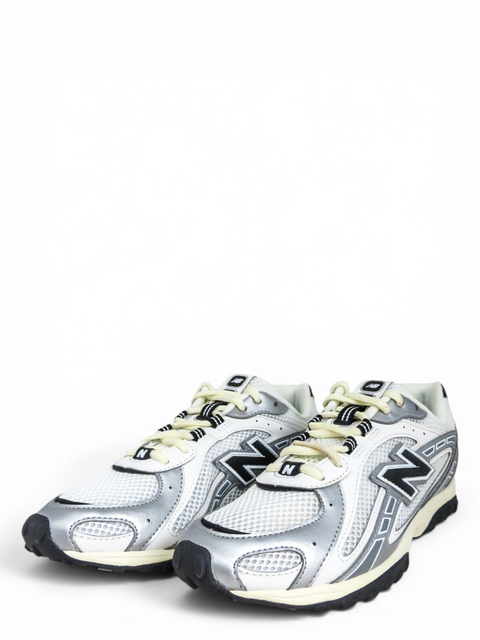 Tenis "Grade School 204L Lace"