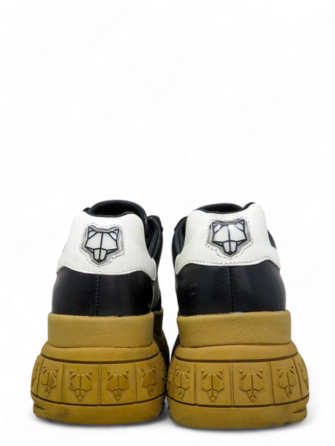 Tenis "Warrior Black"