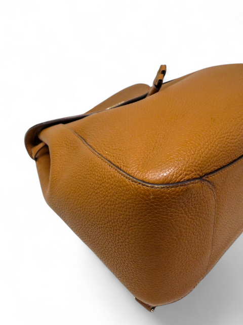 Bolso "Leila Large Flap Backpack"