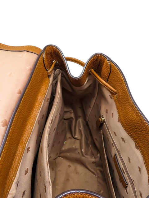 Bolso "Leila Large Flap Backpack"