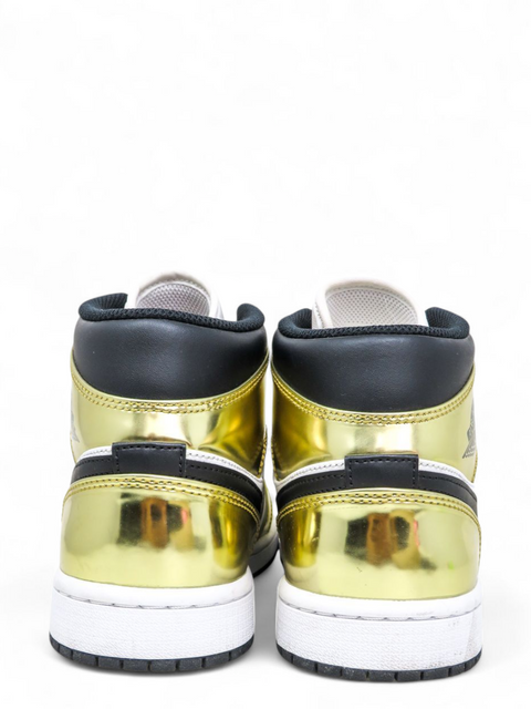 Tenis "Air Jordan 1 Mid SE Metallic Gold"