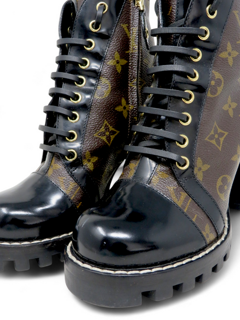 Botas "Patent Calfskin Monogram Star Trail Ankle Boots"