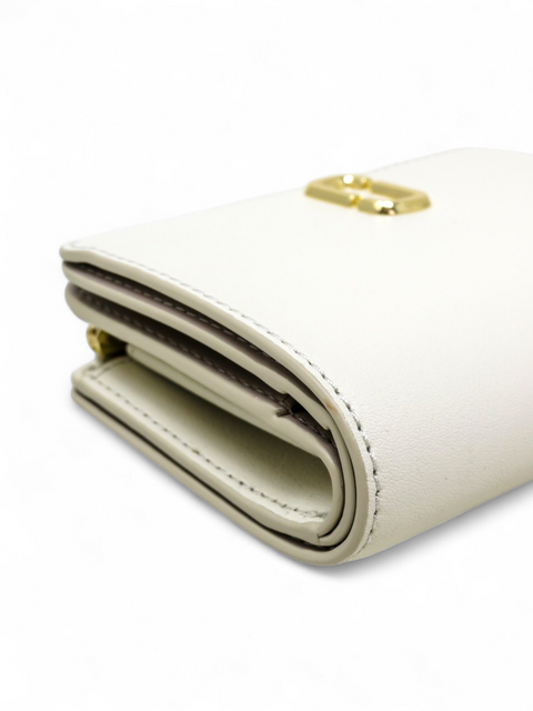 Billetera "The J Marc Mini Compact"
