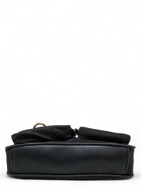 Bolso Negro