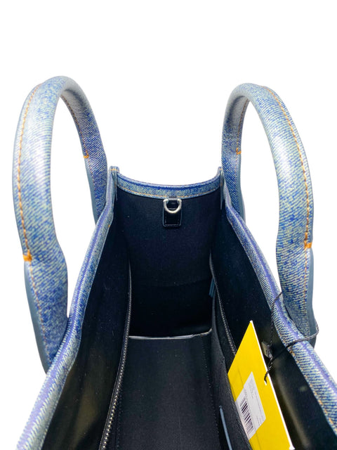 Bolso "The Medium Denim-Printed Leather Tote Bag"