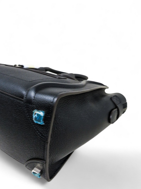 Bolso "Drummed Calfskin Micro Luggage Black"