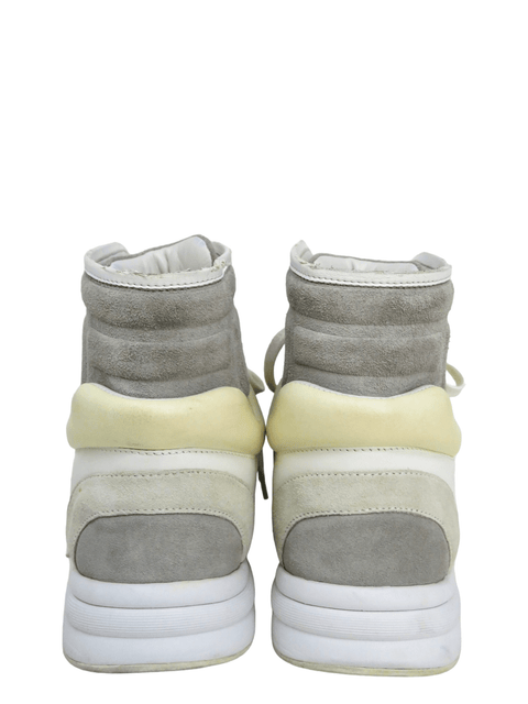 Tenis "Interlocking CC Logo Wedge Sneakers"