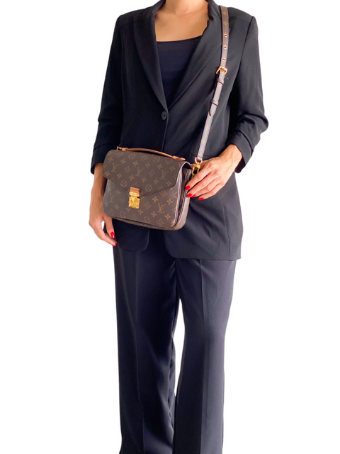 Bolso "Monogram Pochette Metis"