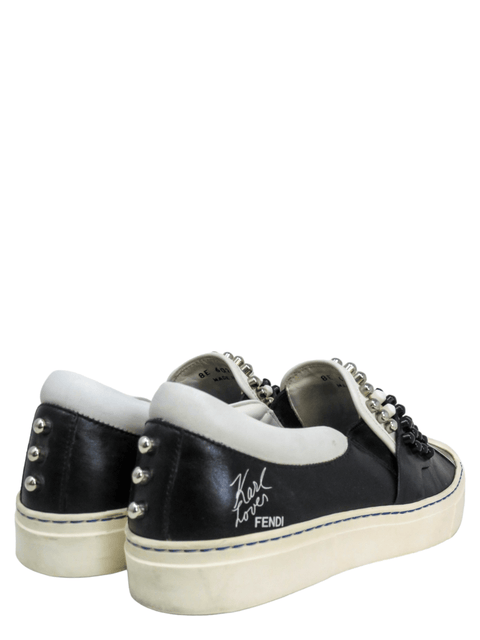 Tenis "Karlito Leather Sneakers"