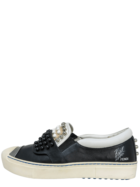 Tenis "Karlito Leather Sneakers"